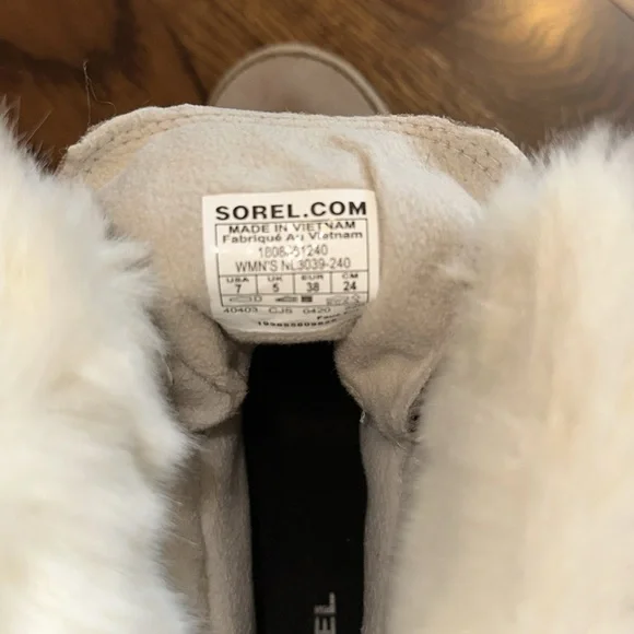 Sorel Winter Lace Up Boot - Picture 4 of 4